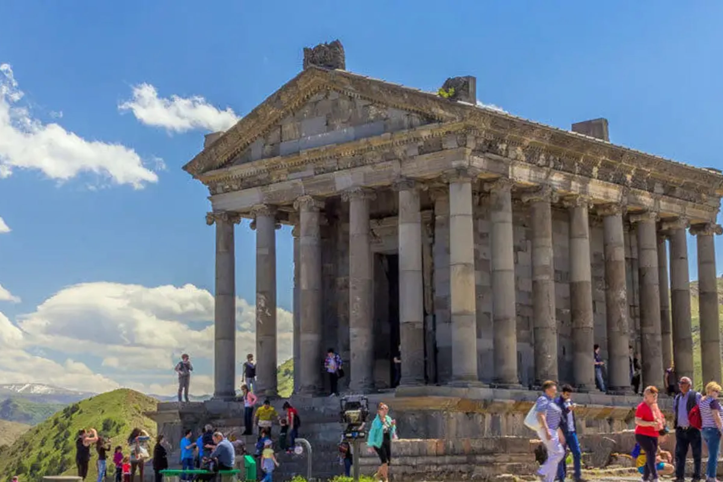 Private Half-Day Garni Temple and Geghard Monastery Tour from Yerevan